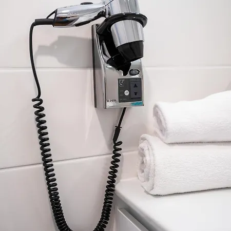 Novotel Centre Gare Otel 4*